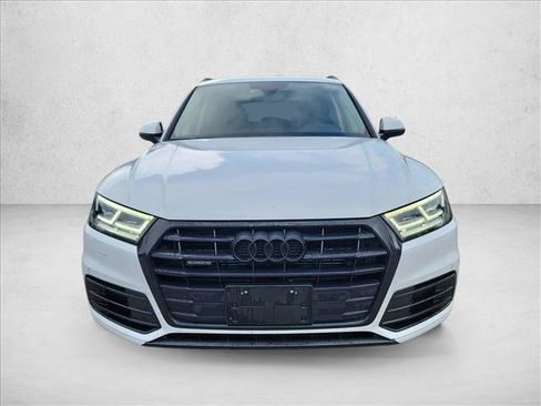 Used 2019 Audi Q5 2.0T Premium Plus w/ Premium Plus Package AWD/4WD image 2