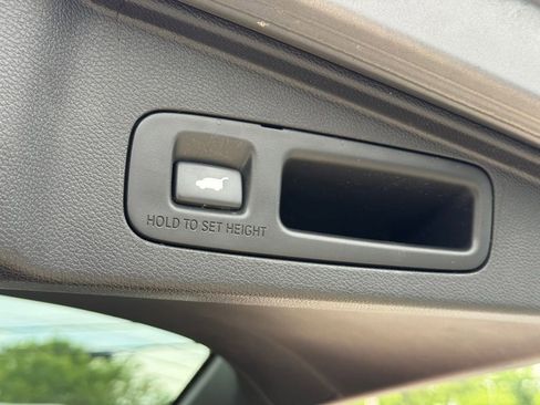 Used 2018 Honda CR-V EX-L image 24