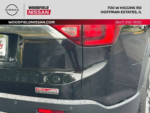 Used 2019 GMC Acadia SLT AWD/4WD image 14
