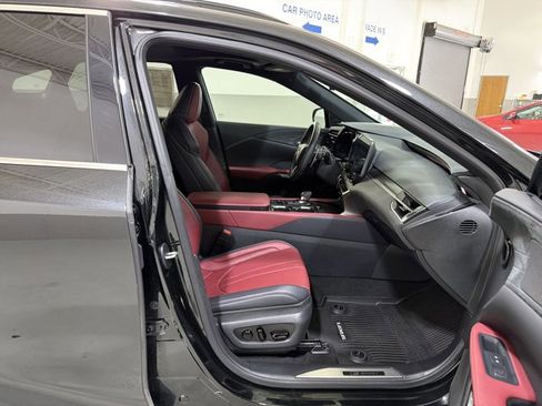 Used 2024 Lexus RX 350 F Sport w/ Convenience Package image 36