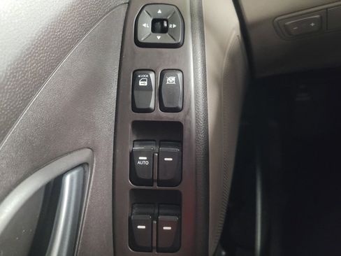 Used 2015 Hyundai Tucson GLS w/ Option Group 02 FWD image 27