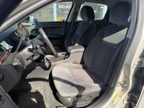 Used 2012 Chevrolet Impala LT FWD image 13