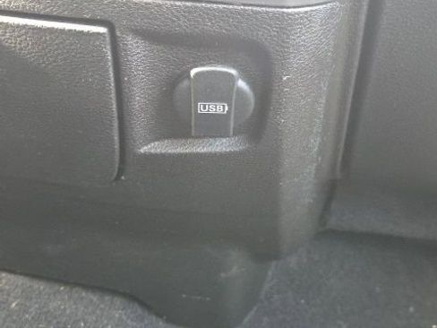 Used 2021 RAM 1500 Classic SLT image 30