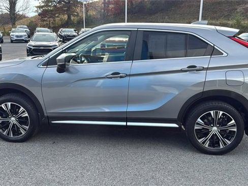 Used 2020 Mitsubishi Eclipse Cross SE image 12