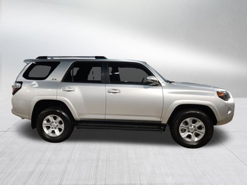 Certified 2022 Toyota 4Runner SR5 Premium image 8