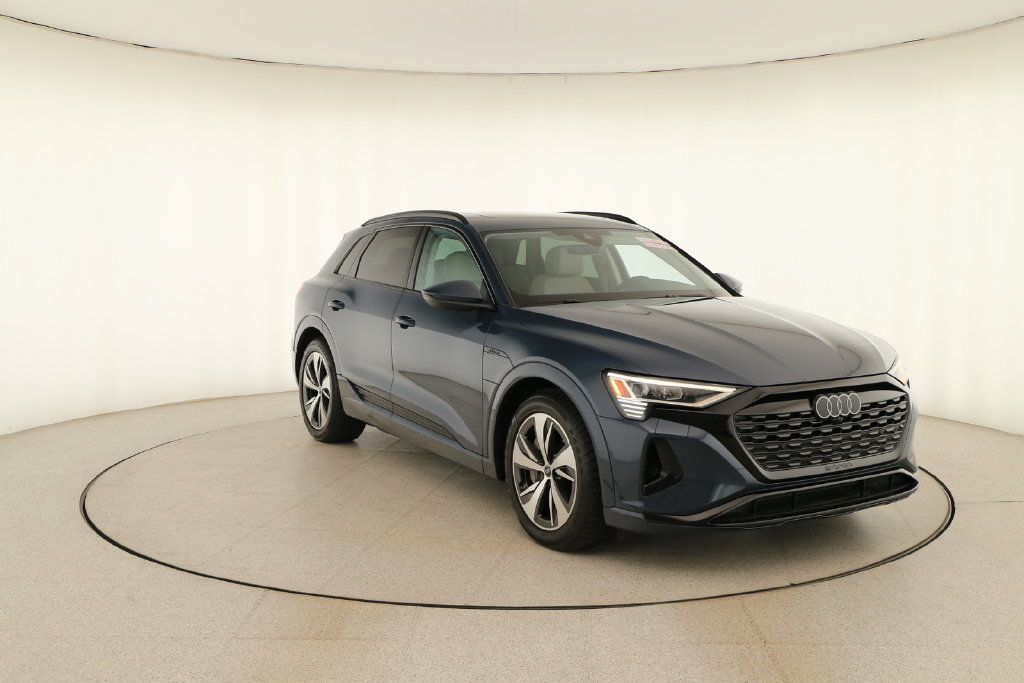 Certified 2024 Audi Q8 e-tron Premium Plus AWD/4WD image 10