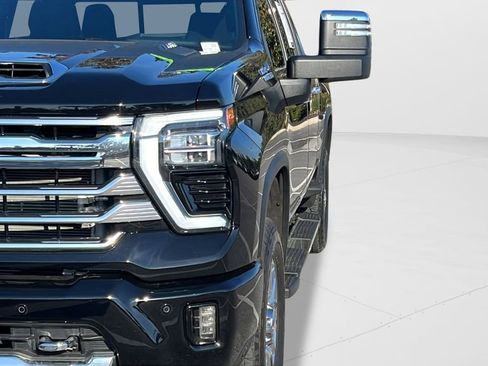 Used 2024 Chevrolet Silverado 3500 High Country w/ High Country Premium Package image 10