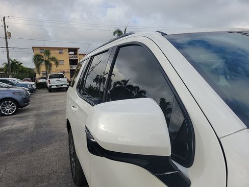 Used 2024 GMC Yukon AT4 w/ Technology Package image 17