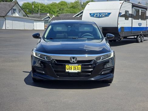 Used 2018 Honda Accord EX image 3