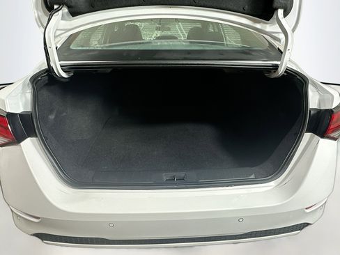 Used 2022 Nissan Sentra S image 23