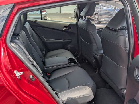 Used 2017 Toyota Prius Prime Premium w/ Carpet Mat Package FWD image 8