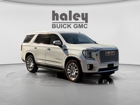 Used 2023 GMC Yukon Denali image 7