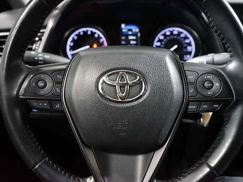 Certified 2021 Toyota Camry SE image 12