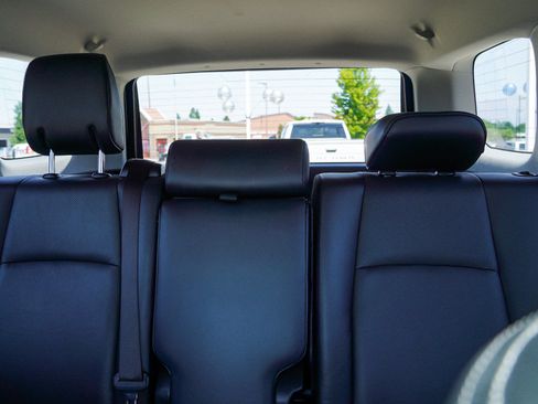 Used 2018 Toyota 4Runner Limited AWD/4WD image 23