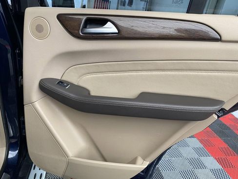 Used 2014 Mercedes-Benz ML 350 4MATIC image 10