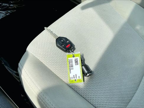 Used 2015 Subaru Crosstrek 2.0i Premium AWD/4WD image 14