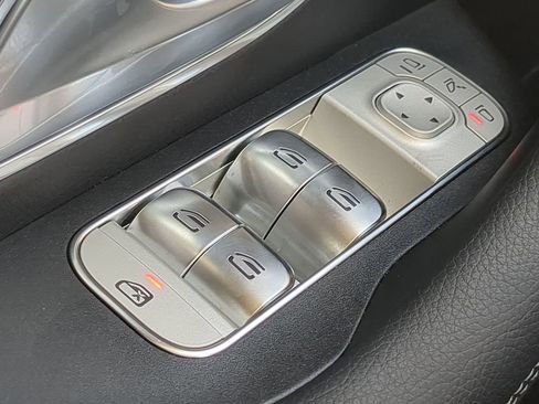 New 2025 Mercedes-Benz GLE 350 4MATIC image 11