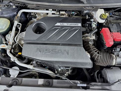 Used 2023 Nissan Rogue SV image 38