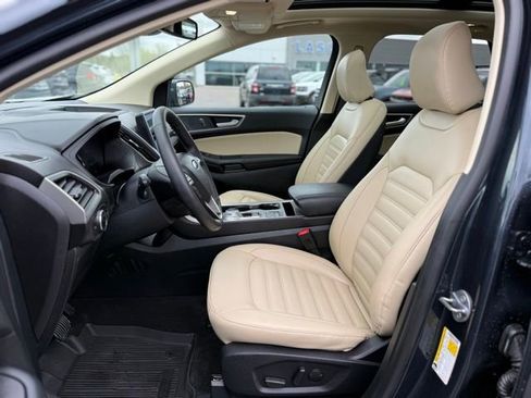 Used 2024 Ford Edge SEL w/ Convenience Package AWD/4WD image 12