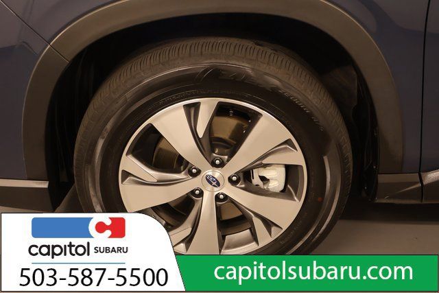Used 2025 Subaru Ascent Premium AWD/4WD image 7