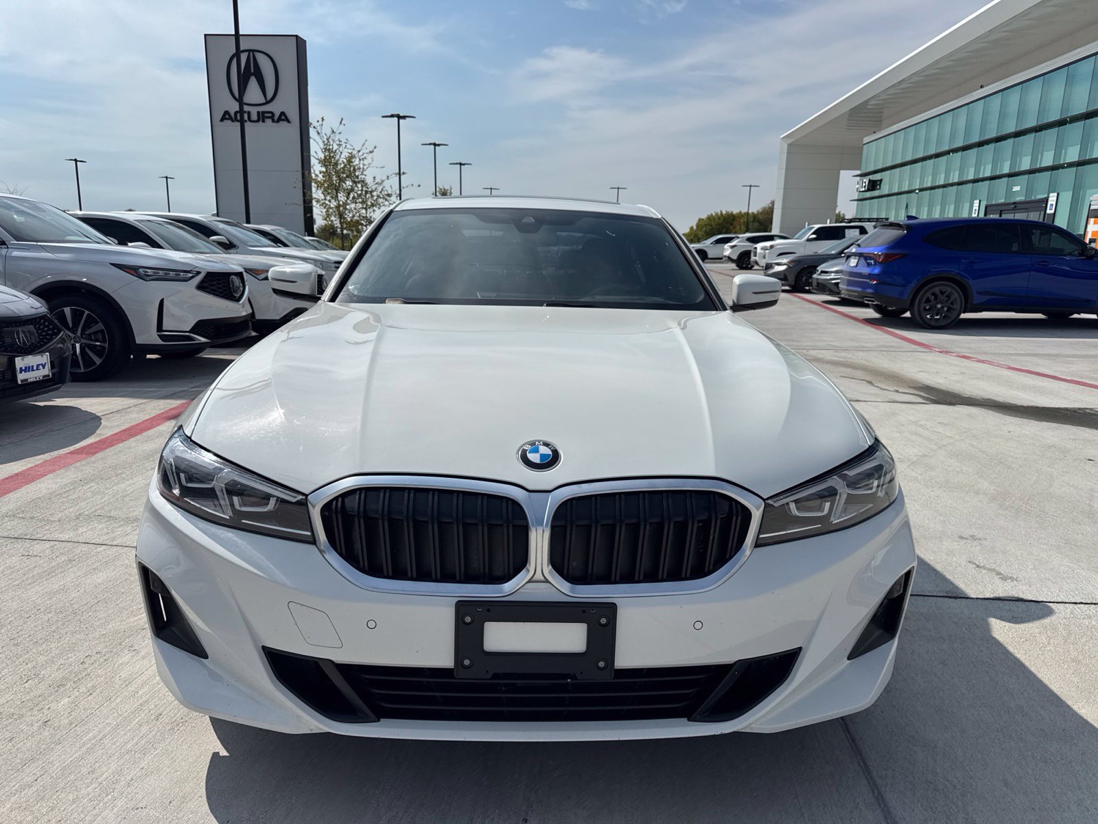 Used 2024 BMW 330i Sedan w/ Premium Package RWD image 2