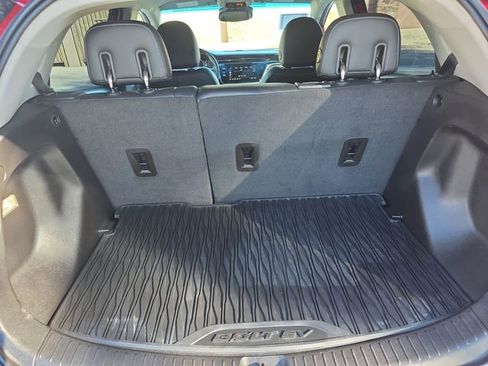 Used 2023 Chevrolet Bolt LT w/ Infotainment Package image 24