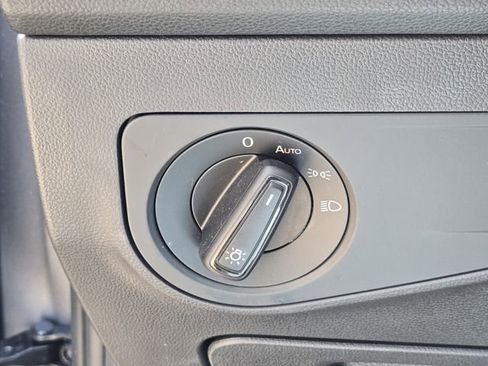 Certified 2023 Volkswagen Tiguan S FWD image 27