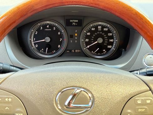 Used 2007 Lexus ES 350 w/ Luxury Pkg & Navigation FWD image 11