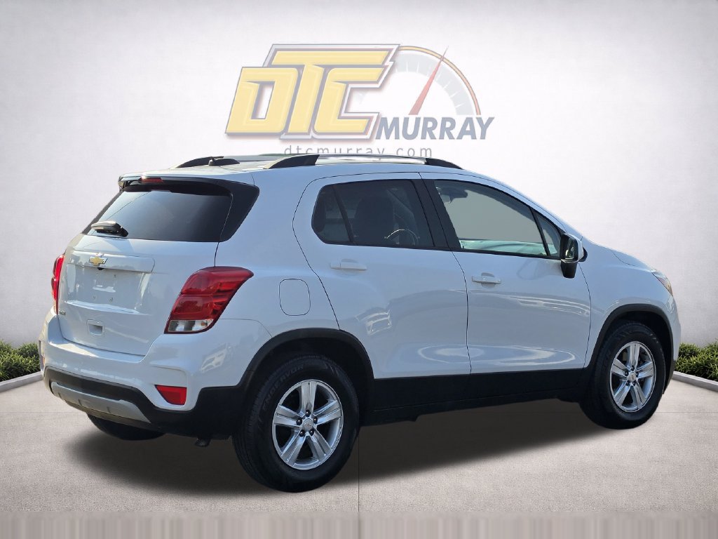 Used 2022 Chevrolet Trax LT w/ LT Convenience Package FWD image 5
