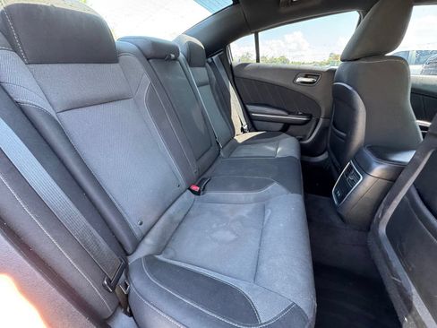 Used 2015 Dodge Charger SXT RWD image 26