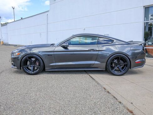 Used 2016 Ford Mustang GT Premium w/ GT Performance Package RWD image 2