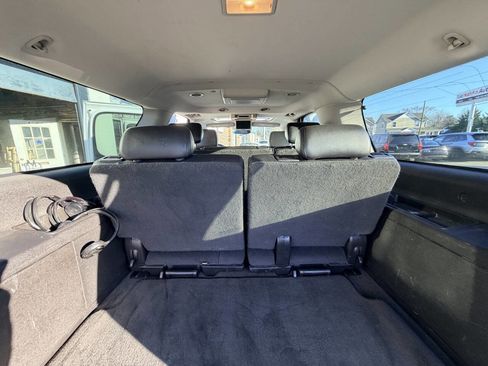 Used 2009 Chevrolet Suburban LTZ image 21