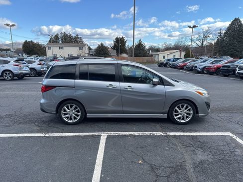 Used 2012 MAZDA MAZDA5 Grand Touring image 6