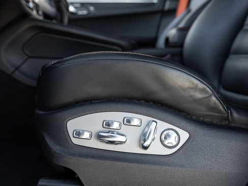 Used 2022 Porsche Macan GTS image 22