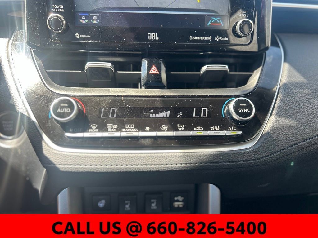Used 2022 Toyota Corolla Cross XLE AWD/4WD image 18