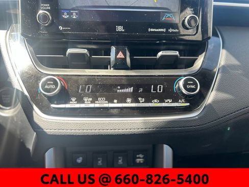 Used 2022 Toyota Corolla Cross XLE AWD/4WD image 18