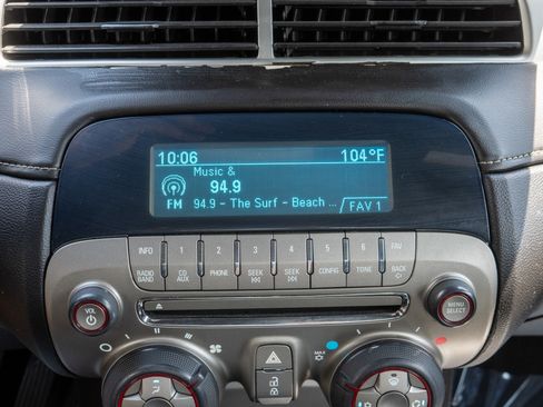 Used 2015 Chevrolet Camaro LS RWD image 16