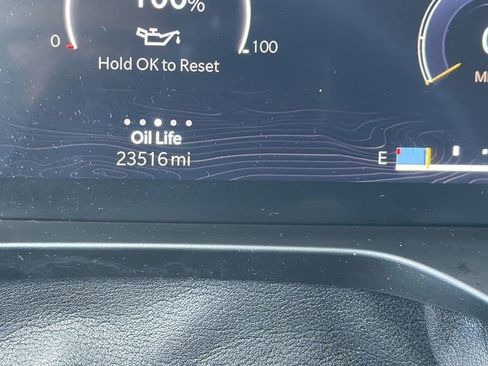 Used 2023 Jeep Grand Cherokee L Limited w/ Luxury Tech Group II image 29