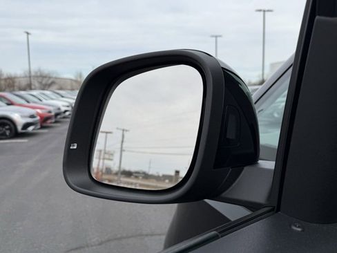 New 2025 Volkswagen ID. Buzz Pro S image 21