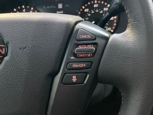 Used 2024 Nissan Titan PRO-4X w/ Pro-4x Convenience Package image 20