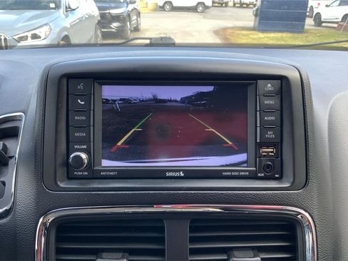 Used 2019 Dodge Grand Caravan SXT image 33