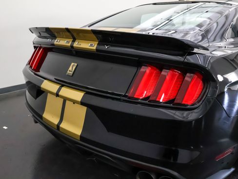 Used 2018 Ford Mustang Shelby GT350 w/ Electronics Package RWD image 44