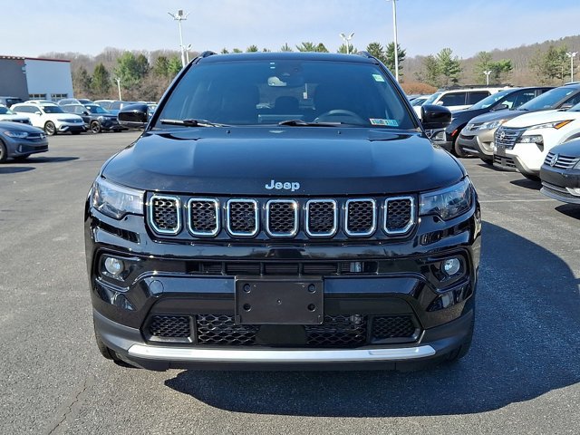 Certified 2023 Jeep Compass Limited AWD/4WD image 2
