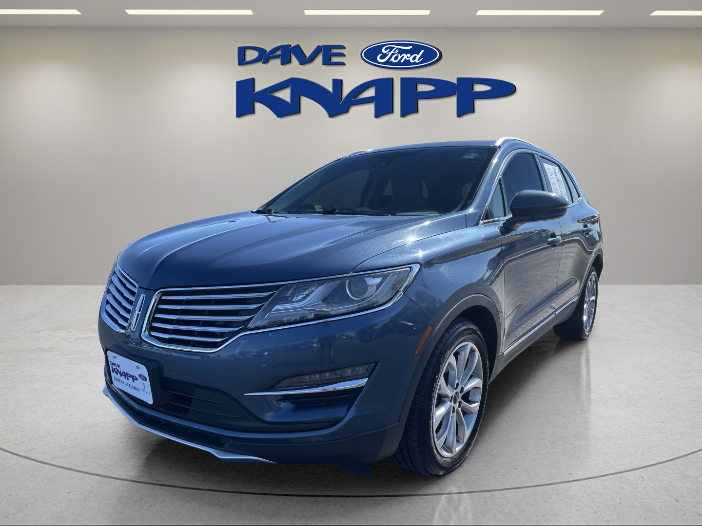 Used 2018 Lincoln MKC Select w/ Select Plus Package FWD image 3