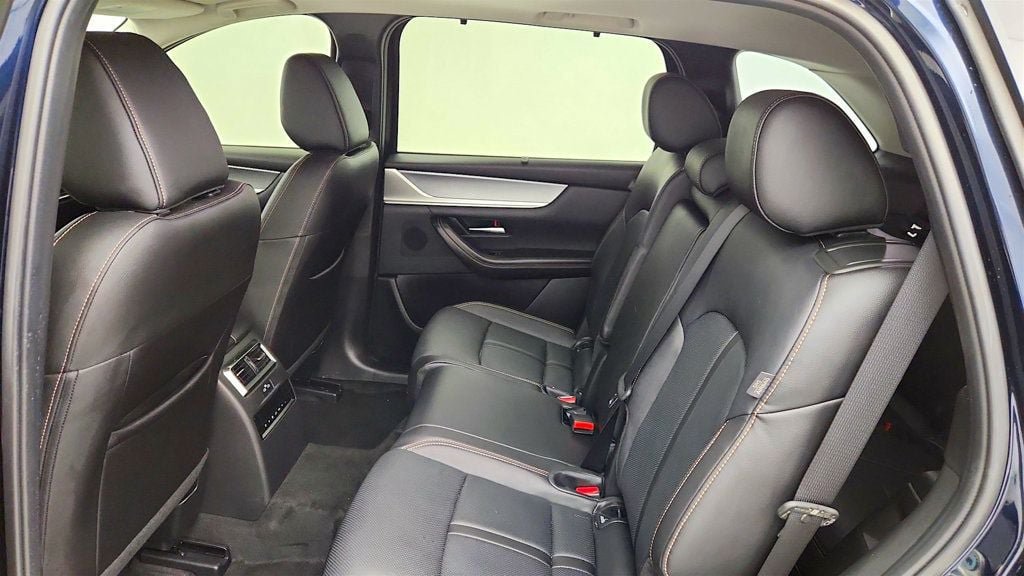 Used 2025 MAZDA CX-90 3.3 Turbo w/ Preferred Package AWD/4WD image 21