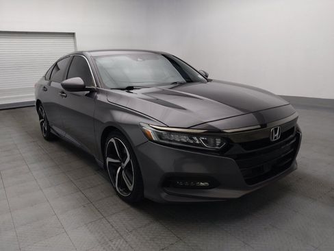 Used 2018 Honda Accord Sport image 14