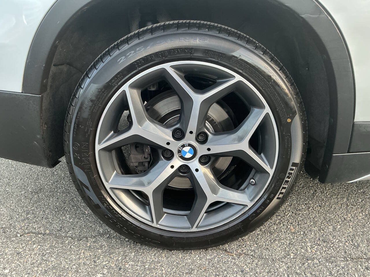 Used 2019 BMW X1 xDrive28i w/ Convenience Package AWD/4WD image 12