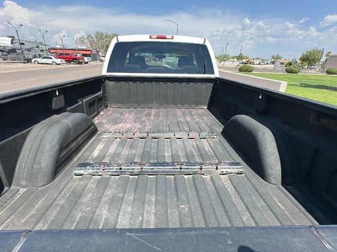 Used 2007 GMC Sierra 2500 SLE w/ Heavy-Duty Power Package RWD image 5