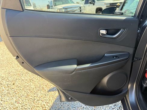 Used 2019 Hyundai Kona Ultimate AWD/4WD image 24