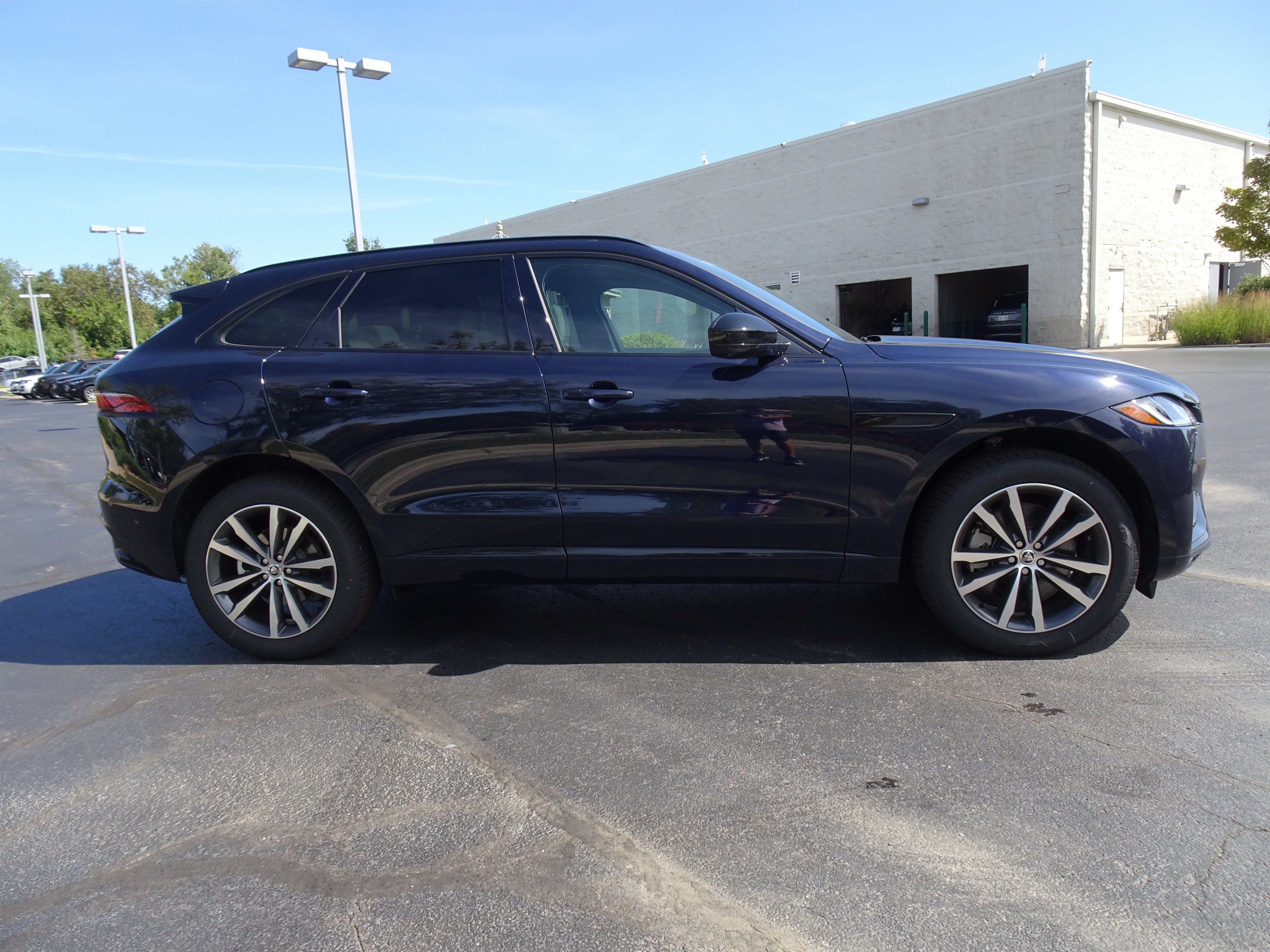 New 2026 Jaguar F-PACE R-Dynamic S AWD/4WD image 7